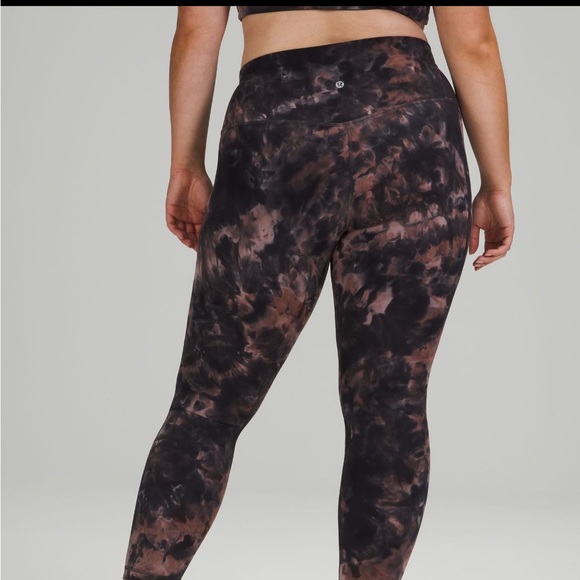 Lululemon Align Leggings- size 14 (BRAND NEW) - Picture 2 of 2